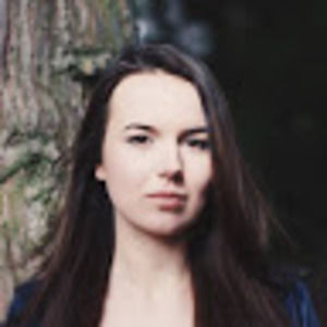 Meet your Posher, Emanuela